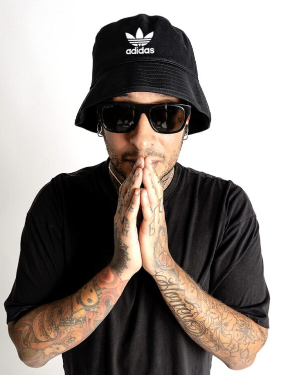 Tattoo artist Alex Toniato, @alextoniato