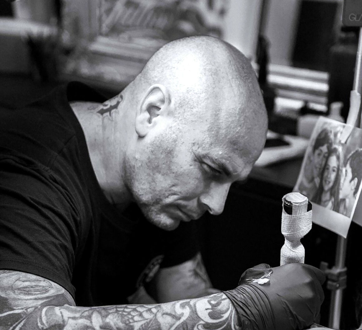 Tattoo artist Vincenzo Izzi, @vincenzoizzitat2