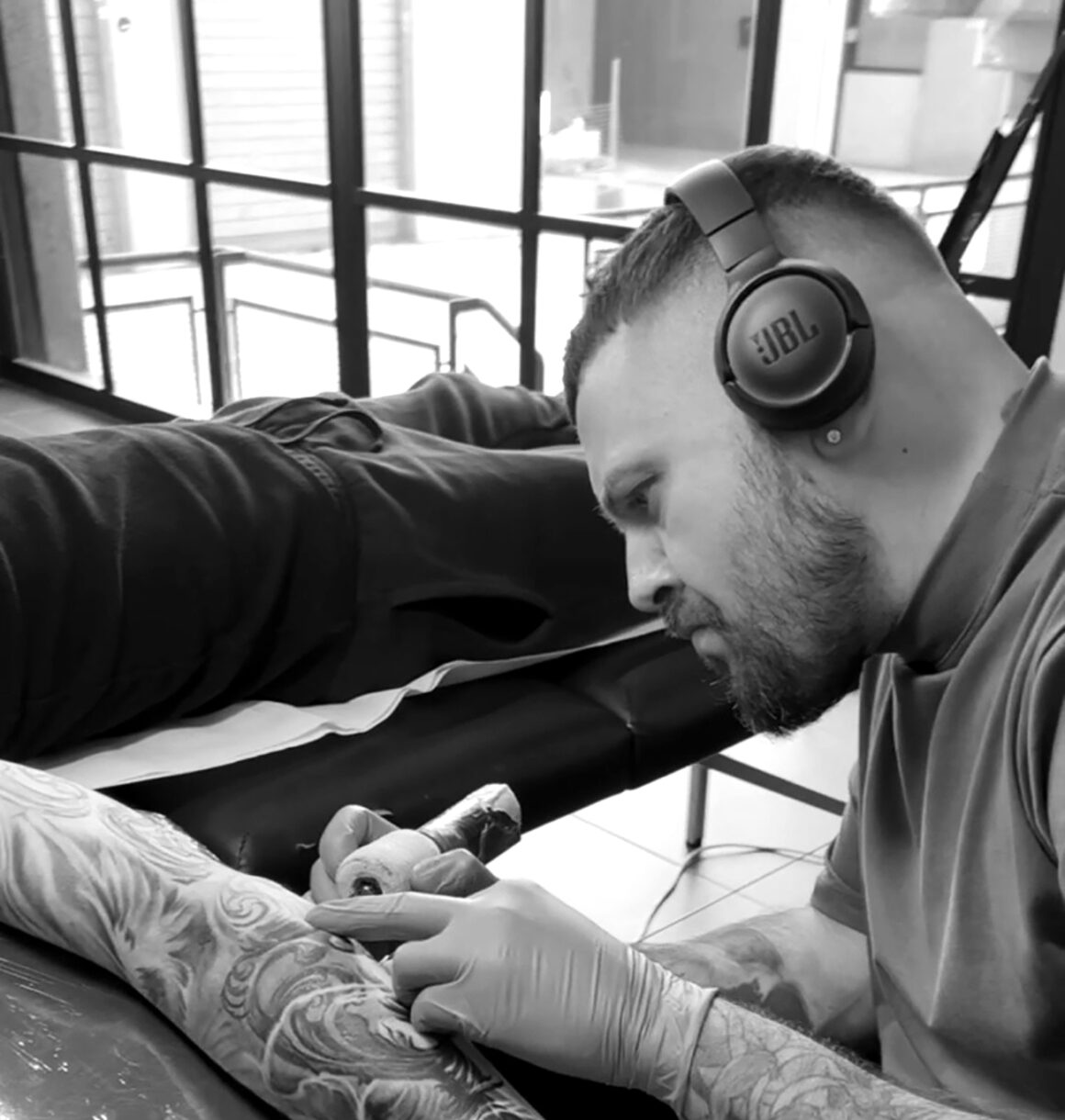 Tattoo artist Tiziano Marocchi, @tizianomarocchi